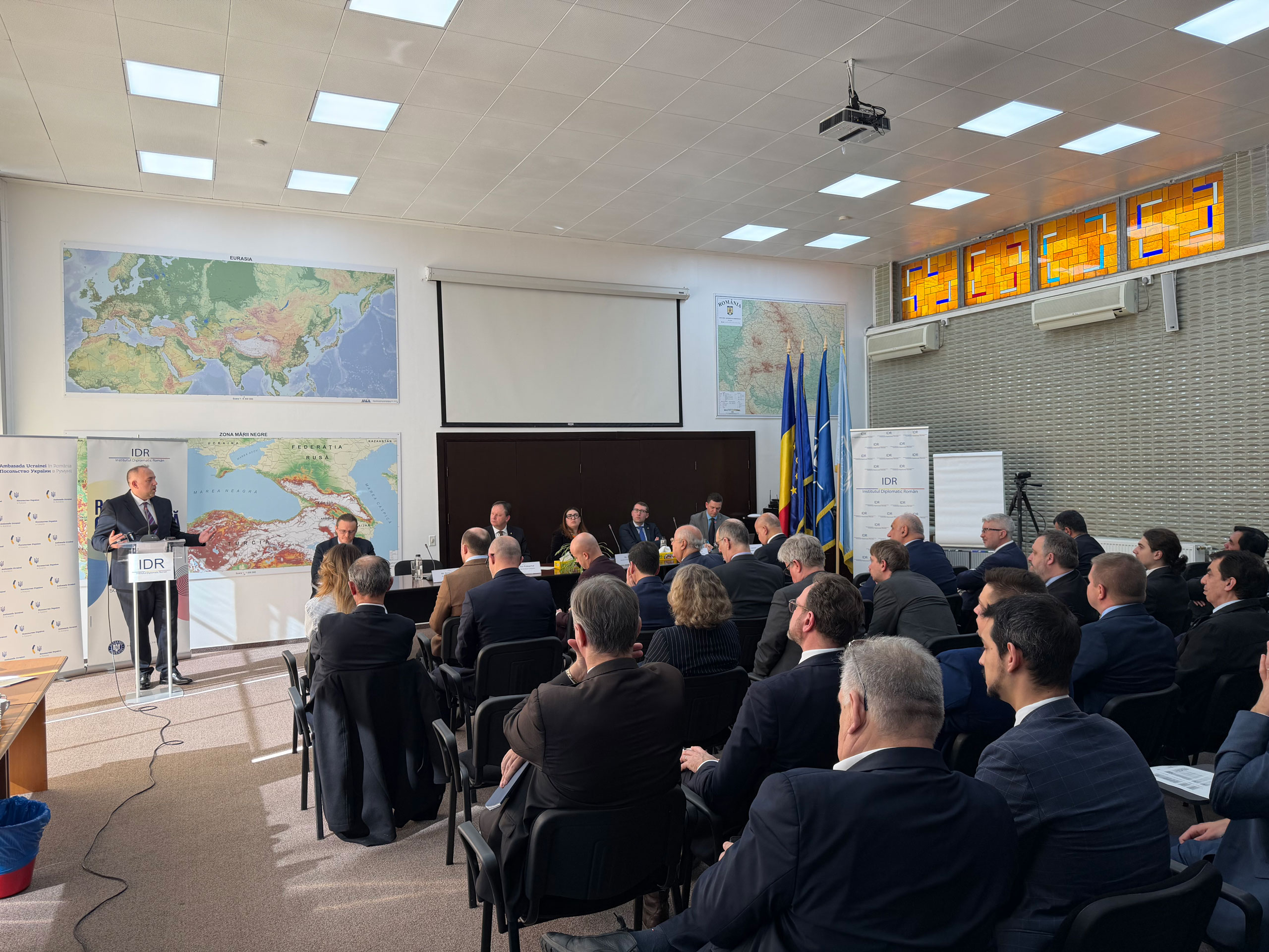 Conferința Ukraine’s Wartime Energy Crisis Between Survival and Regional fpe